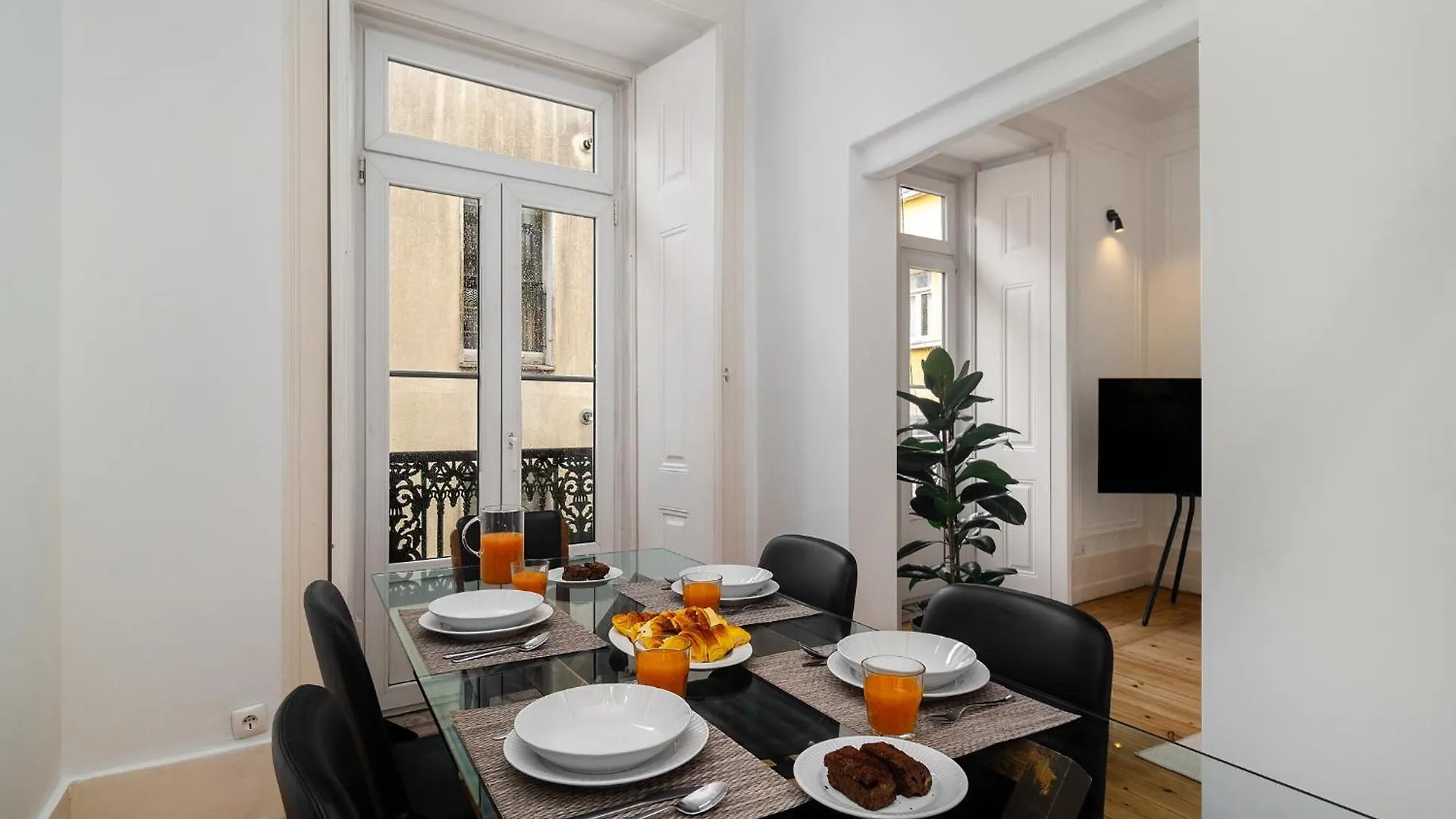 Whome Elegant Stay In Lisbon'S Historic Bairro Alto Apartmán Lisboa